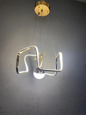 Kumsar Aydınlatma Küp Model Gold Avize (3 Renk Yanar )
