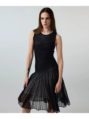 İpekyol Dokulu Çift Parça Görünüm Elbise IS1260002374001