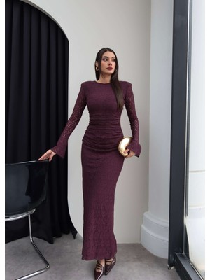 Esra Helvacı Omuz Vatkalı Uzun Dantel Elbise