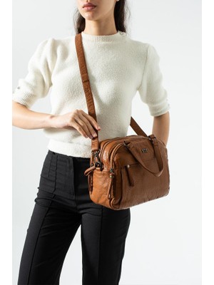 Baginn Retro Vegan Deri Günlük Kadın Postacı Çanta Çapraz Askılı Omuz Çantası Yıkama Suni Deri 27*23 cm