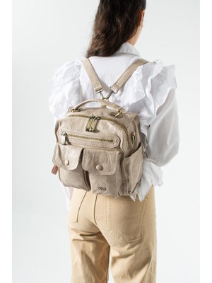 Baginn Vegan Deri Kadın Sırt Çantası 30*30 cm Işıklı Charm Hediyeli Omuz ve Postacı Fonksiyonel Kullanım