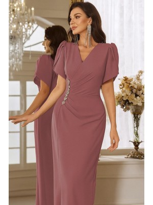 Kadın Kısa Kollu Kruvaze Yakalı Belden Çiçek Aksesuarlı Yırtmaçlı Ithal Krep Elbise