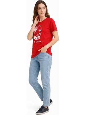 Mzp Kartan Kadın Atatürk Baskılı Tişört Kısa Kollu Bisiklet Yaka T-Shirt - Kırmızı