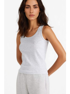 DeFacto Regular Fit Yuvarlak Yaka Kolsuz Ribana Pijama Üstü F0110AX25SM