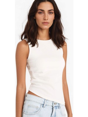 DeFacto Slim Fit Dar Kesim Asimetrik Kayık Yaka Ribana Atlet F6275AX25SM