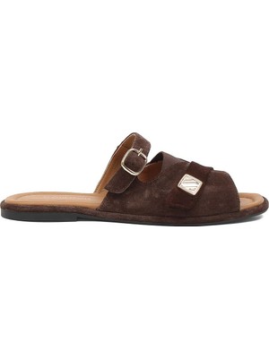 Celal Gültekin Kadın Kahverengi Tokalı Süet Deri Terlik