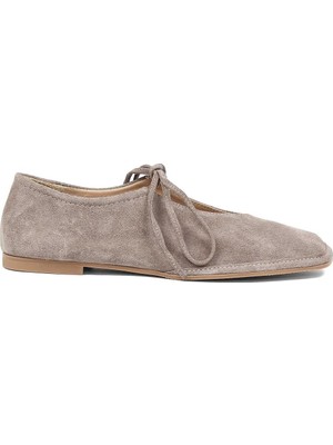 Celal Gültekin Kadın Vizon Tokalı Süet Deri Babet