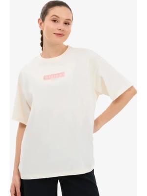 Skechers S2610063-3817  Oversize Fit Graphic Kadın T-Shirt