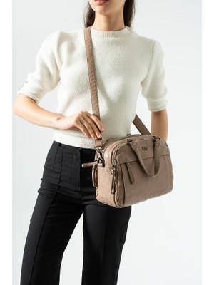 Baginn Retro Vegan Deri Günlük Kadın Postacı Çanta Çapraz Askılı Omuz Çantası Yıkama Suni Deri 27*23 cm