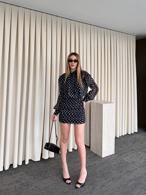 Laluvia Siyah Puantiyeli Mini Elbise - 6261