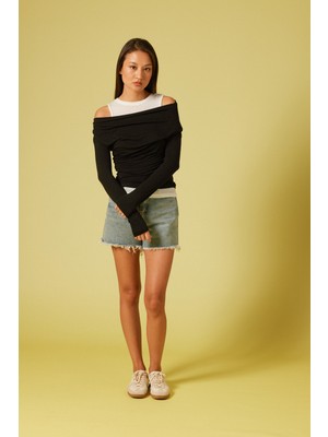 Nisan Triko Çift Kat Görünümlü T-Shırt