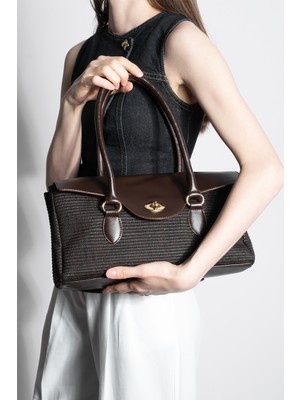 Marjin Kadın Hasır Görünümlü Kilit Kapama Iç Cepli El ve Omuz Çantası Zerun Kahve