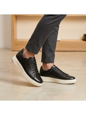 Komcero Bağcıklı Kalın Düz Taban Sade Model Hakiki Deri Erkek Günlük Ayakkabı Y3360-8027