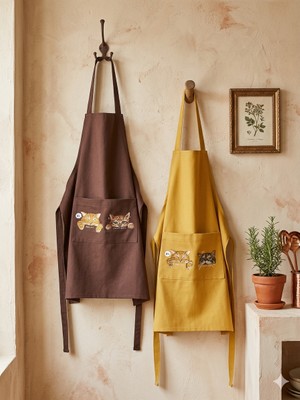 Sanatçı Yuvası Kadın Kooperatifi Mutfak Önlüğü