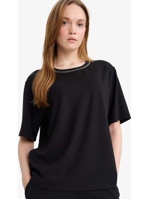 DeFacto Regular Fit Nakışlı Krep Tişört E9894AX26SP