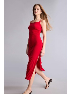 DeFacto Bodycon Vücudu Saran Kare Yaka Askılı Maxi Elbise H6454AX26SM