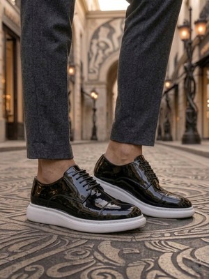 BOA BA0003 Siyah Kapaklı Burun Bağcıklı Rugan Beyaz Taban Erkek Oxford Ayakkabı