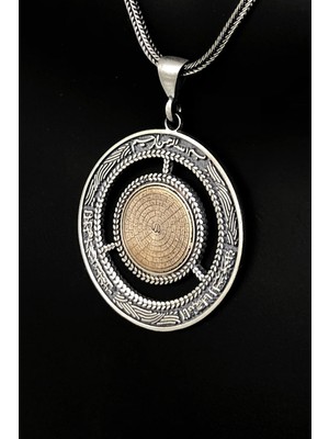 PremiumPort Oval Işlemeli Esmaül Hüsna Gümüş Kolye, Zarif ve Şık Takı