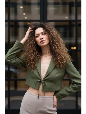 Bağlama Detay Crop Blazer Ceket