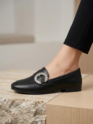 Venüs 26484214 Kadın Taş Toka Ince Taban Loafer Ayakkabı