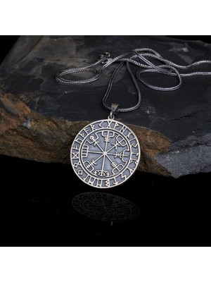 PremiumPort 925 Ayar Gümüş Viking Yön Model Kolye, Şık ve Zarif Tasarım