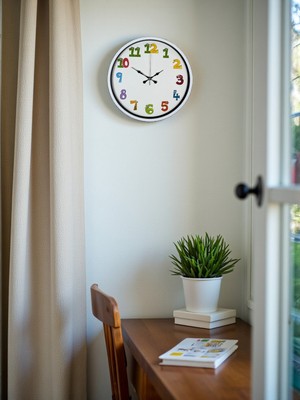 TeknoKapsül 36 cm Çocuk Odası Dekoratif Duvar Saati