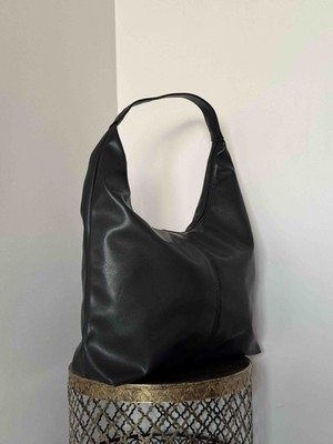 Şık, Kullanışlı ve Büyük Kadın Çanta | Günlük & Özel Gün Kombinlerine Uygun