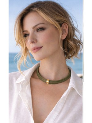 Kutcha Accessories Hakiki Deri Haki Choker Kolye – Gold Detaylı