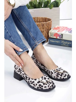 No 35 Moda Kadın Topuklu Leopar Desenli Kare Tokalı Babet
