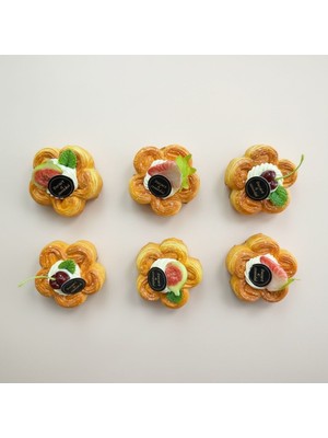 Vitrin Accessories El Yapımı Görünümlü Tatlı Tart Magnet Mutfak, Buzdolabı, Ofis ve Hediye Için Dekoratif Ürün 3 Adet