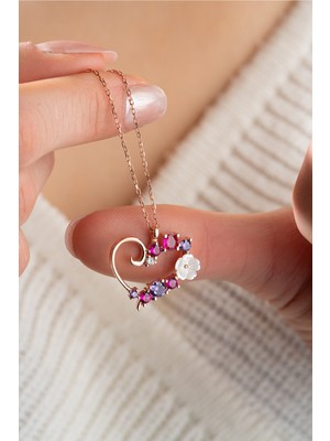PremiumPort Renkli Taşlı Manolya Çiçeği Kalp Kolye, Şık ve Zarif Takı