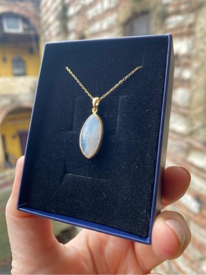 PremiumPort Doğal Ay Taşı Gümüş Kolye, Zarif ve Şık Takı Seçeneği