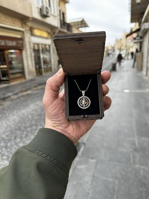 PremiumPort 925 Ayar Gümüş Erkek Pusula Kolye, Şıklık ve Zarafet Için Tasarlandı