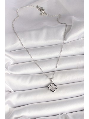 Fun And Market Buğz 316L Çelik Gümüş Renk Zincir Zirkon Taşlı Yonca Model Kadın Kolye - Buğz