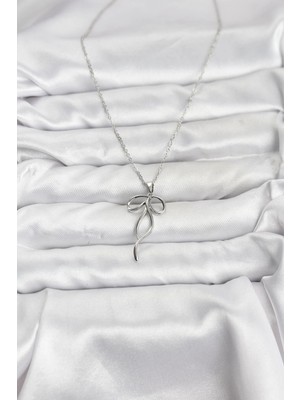 Fun And Market Buğz 316L Çelik Zincir Gümüş Renk Fiyonk Model Kadın Kolye - Buğz