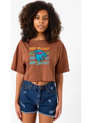Mr Beast Lettern Kahverengi Kadın Crop Tshirt