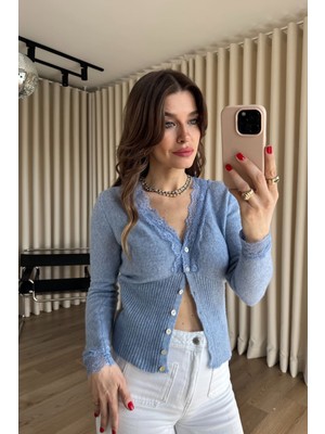 Sue Store Indigo Dantel Detaylı Düğmeli Yünlü Hırka