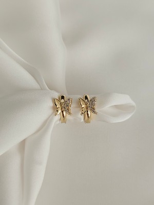 PremiumPort Minik Kelebek Detaylı Çocuk Çelik Halka Küpe, Şık ve Zarif Tasarım