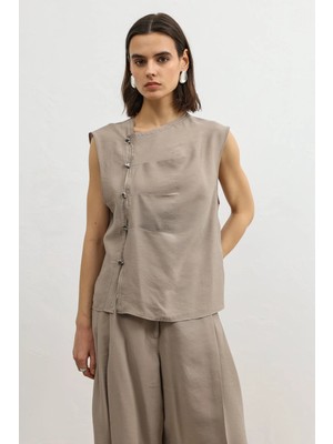 Antioch Bej Lyocell Karışımlı Düğmeli Kadın Top