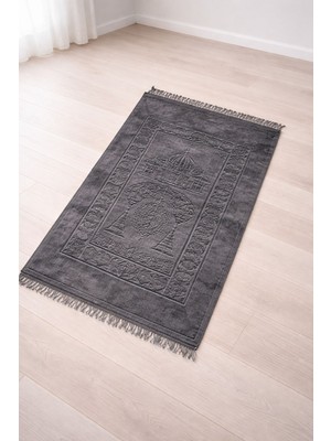 inağ Kalın Kadife Peluş Kaydırmaz Taban Seccade