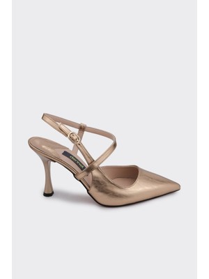Derinet Bilekten Bantlı Topuklu Kadın Klasik Ayakkabı