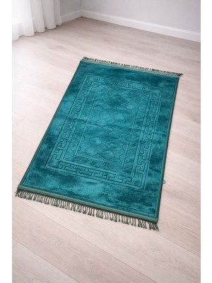 inağ Kalın Kadife Peluş Kaydırmaz Taban Seccade