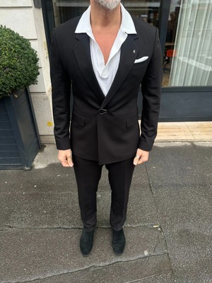 Fc Plus  Düşük Mono Yaka Çıtçıtlı Takım Elbise