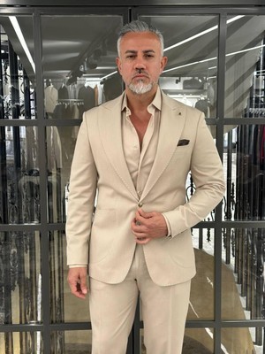 Fc Plus Sivri Yaka Takım Elbise