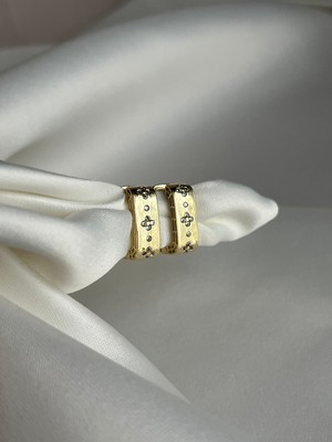 PremiumPort Şık 14K Altın Kaplama Trapez Taşlı Kadın Dikdörtgen Halka Küpe