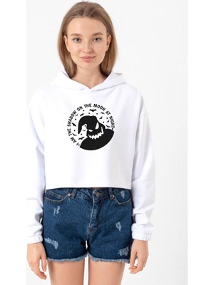Tshirthane Oogie Boogie Beyaz Optik Kadın Crop Kapşonlu