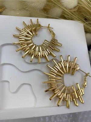 PremiumPort Şık ve Dayanıklı Metal Halka Küpe, Modern Takı Aksesuarı