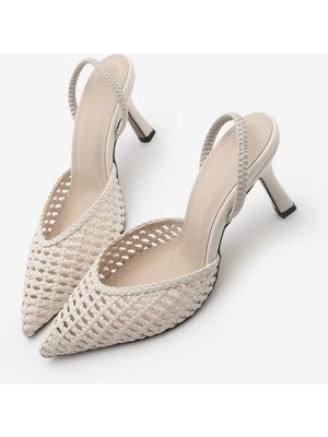 Marjin Kadın Stiletto Sivri Burun El Örgüsü Arkadan Lastikli Klasik Topuklu Ayakkabı Arfes Ekru