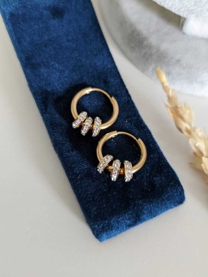 PremiumPort Parlak Zirkon Taşlı Çelik Halka Küpe, Şık ve Kaliteli Takı