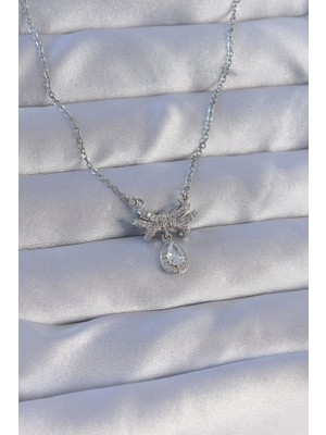 Youday Accessories 316L Çelik Zincirli Gümüş Renk Zirkon Taşlı Damla Detay Fiyonk Model Kolye